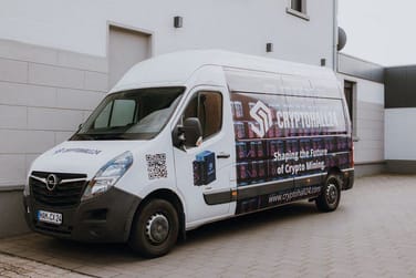 Dürr Solutions GmbH – Effizientes Krypto-Mining mit Solarstrom und dynamischem Tarif
