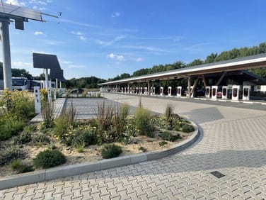 Ladepark Hilden Seed & Greet – Preisoptimierte Strombeschaffung eines Ladeparks durch aktive Steuerung des Batteriespeichers